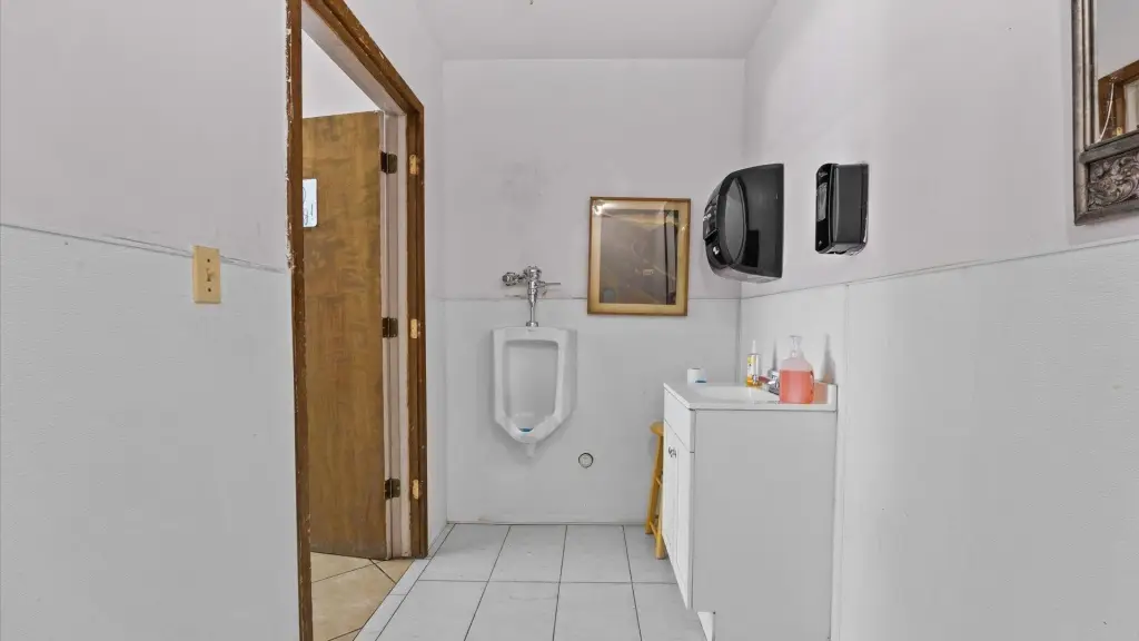 Picture 30