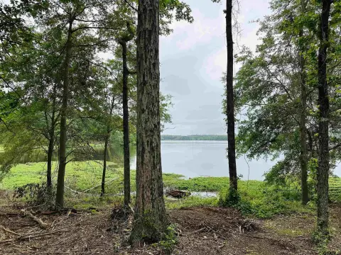 Waterfront Property on Gilmer Lake