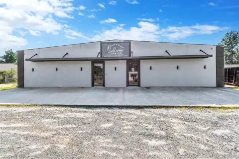 Versatile Commercial Property in Jacksonville