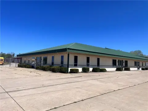 Fairview Retail/Office Space Available