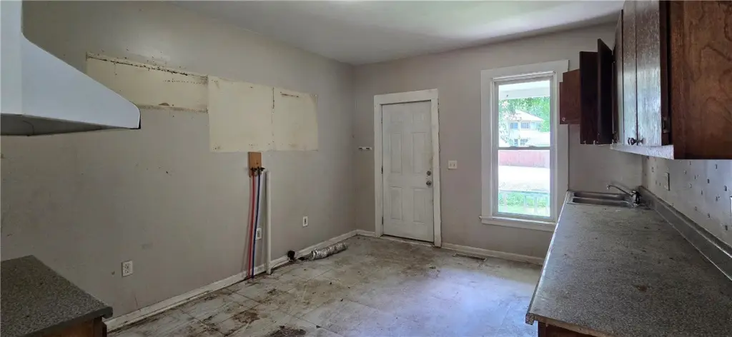 Picture 4