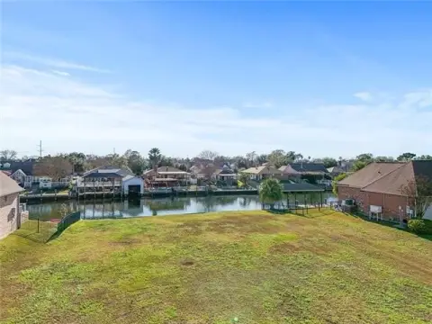 Waterfront Homesite in Gated Community