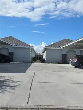 Weslaco Fourplex with Carports
