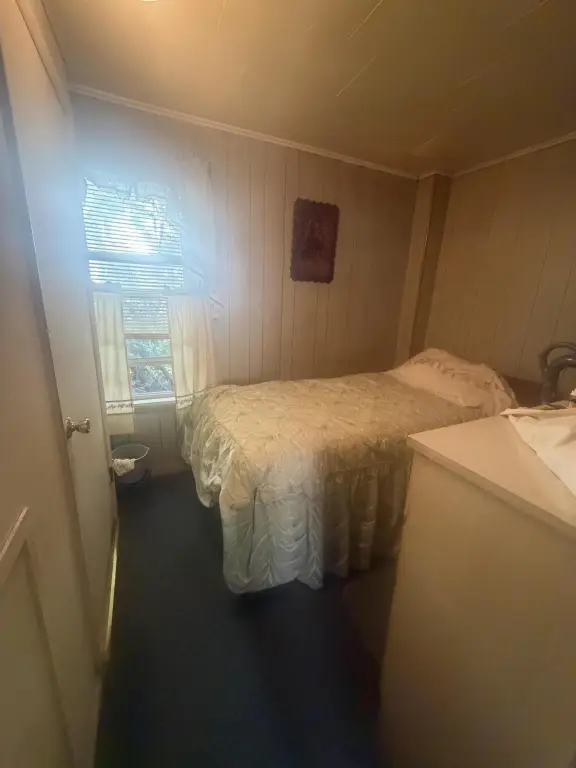 Picture 10