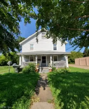 Waterfront Quadplex with Renovated Units