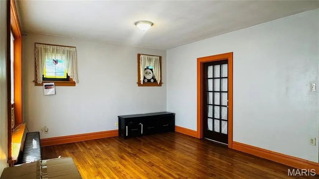 Picture 4