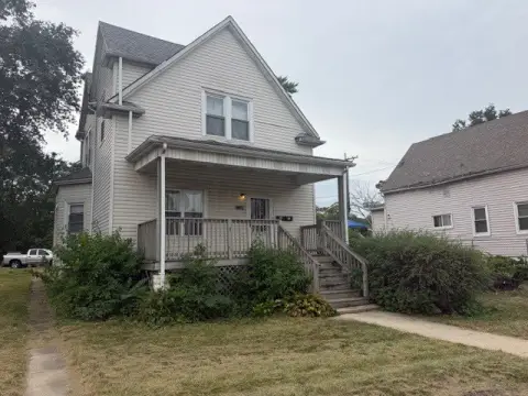 2-Unit Duplex with Basement Space