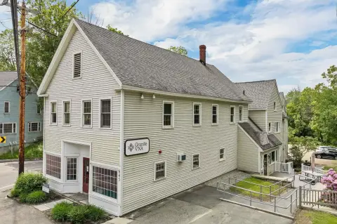 High-Visibility Office Building in Wolfeboro