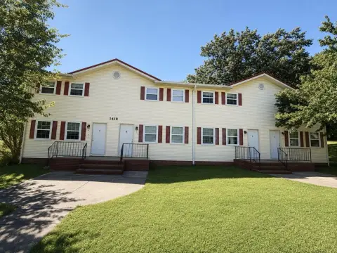 Four-Unit Quadplex Near Campus