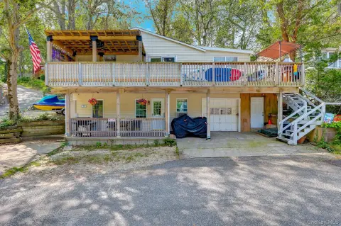 Beachfront Seasonal Duplex
