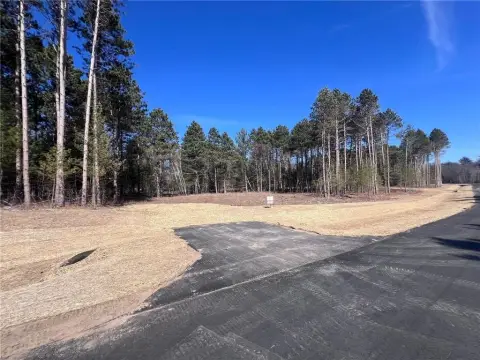 Residential Land in Lily Pines