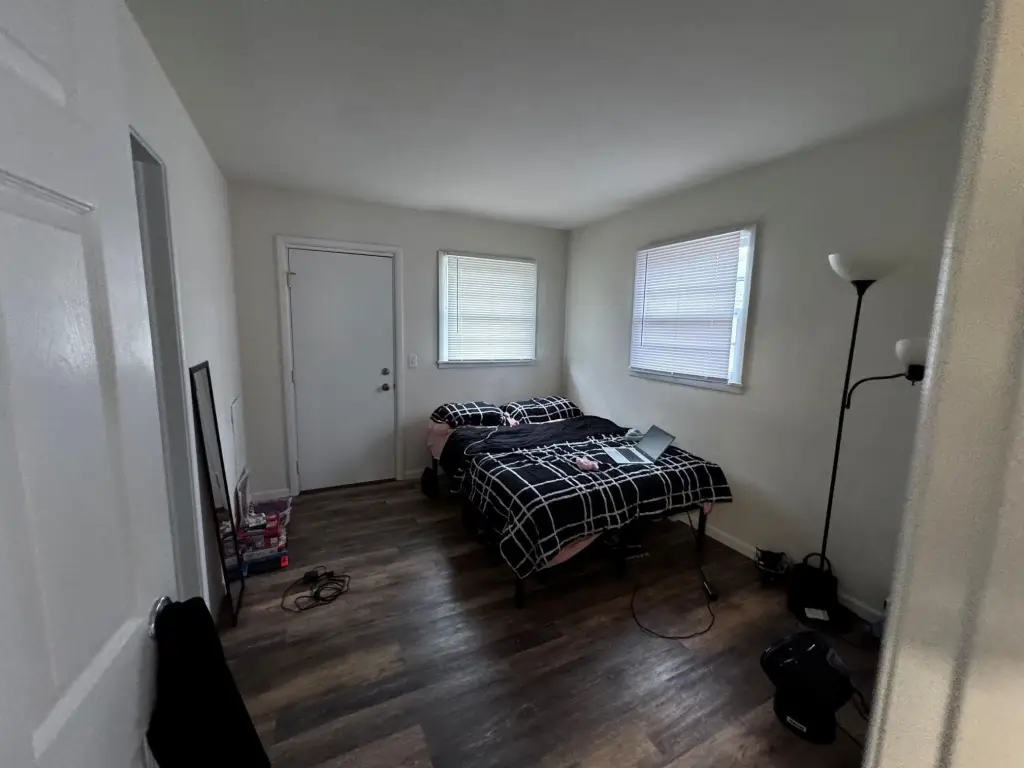 Picture 12