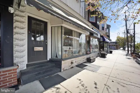 Mixed-Use Building on Haddon Avenue