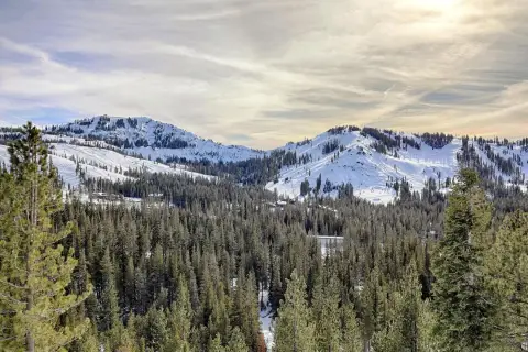 Ski-In/Ski-Out Homesite in Truckee