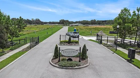 Residential Land in Dover Pines