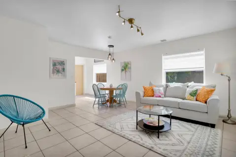 Fort Lauderdale Live-Work Space