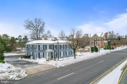 Old Town Fairfax Colonial Office