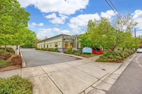 Ashland Commercial Property with Suites