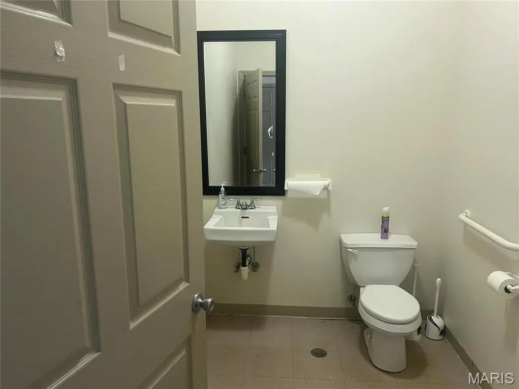 Picture 4