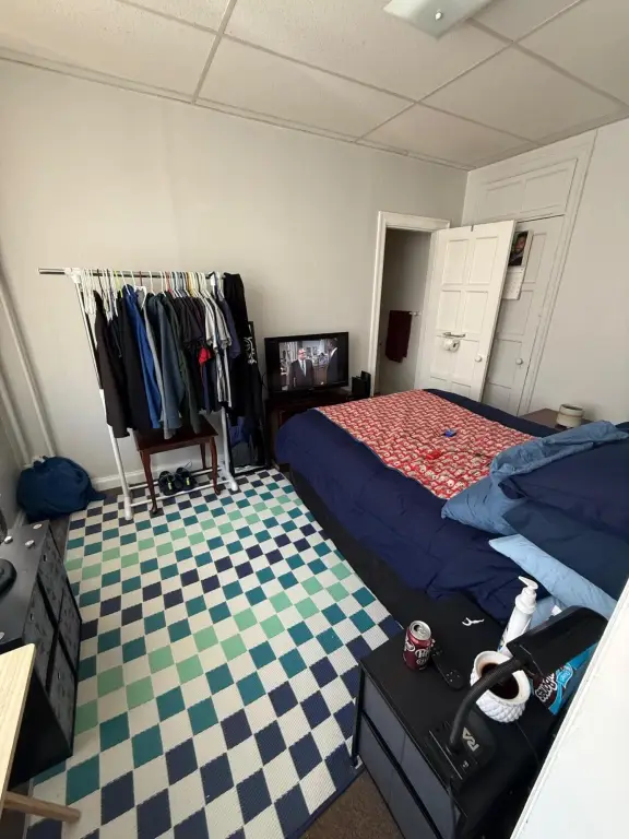 Picture 9