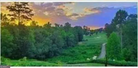 Land in Gated Golf Community