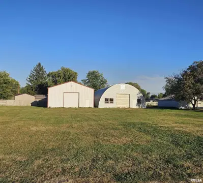 Lewistown Commercial Property For Sale