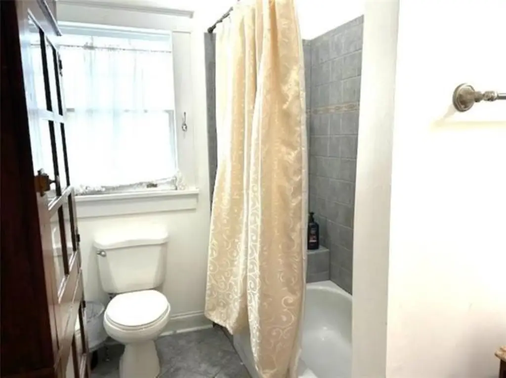 Picture 9