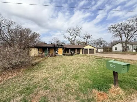 Residential Land in Denton, Texas