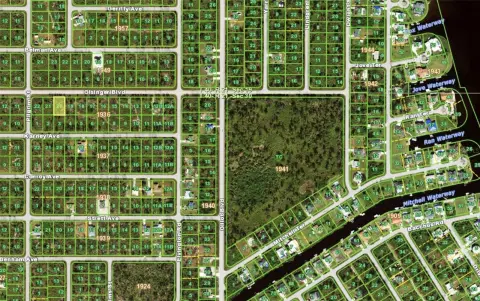 Oversized Lot Near Beaches