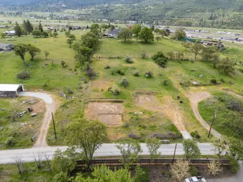 Ashland Acreage with Irrigation Rights