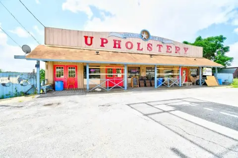 Ingram, TX Commercial Property