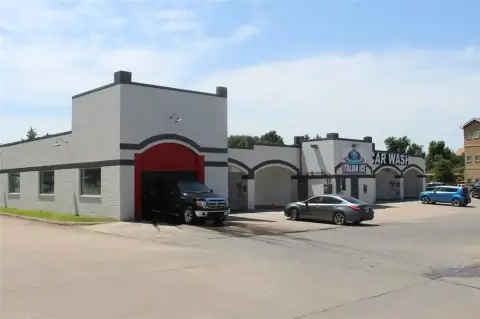 Ennis, TX Car Wash Business