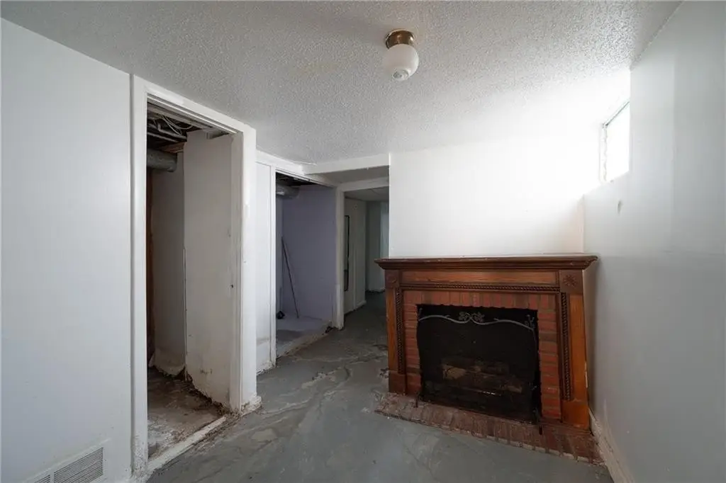 Picture 19