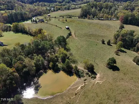 Farmland Spanning Virginia and Tennessee