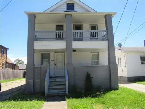 Two-Unit Duplex with Garage