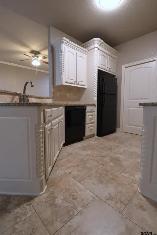 Picture 10