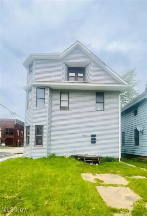 Tenant-Occupied Barberton Triplex Investment