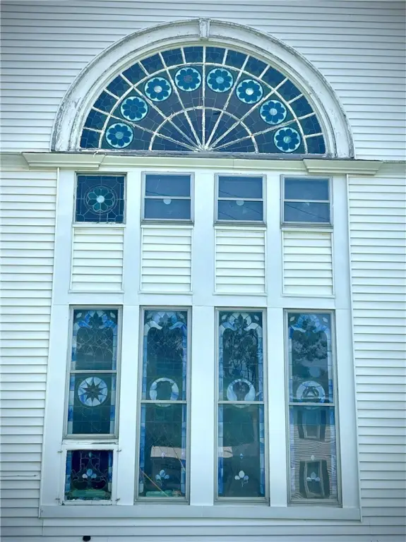 Picture 36