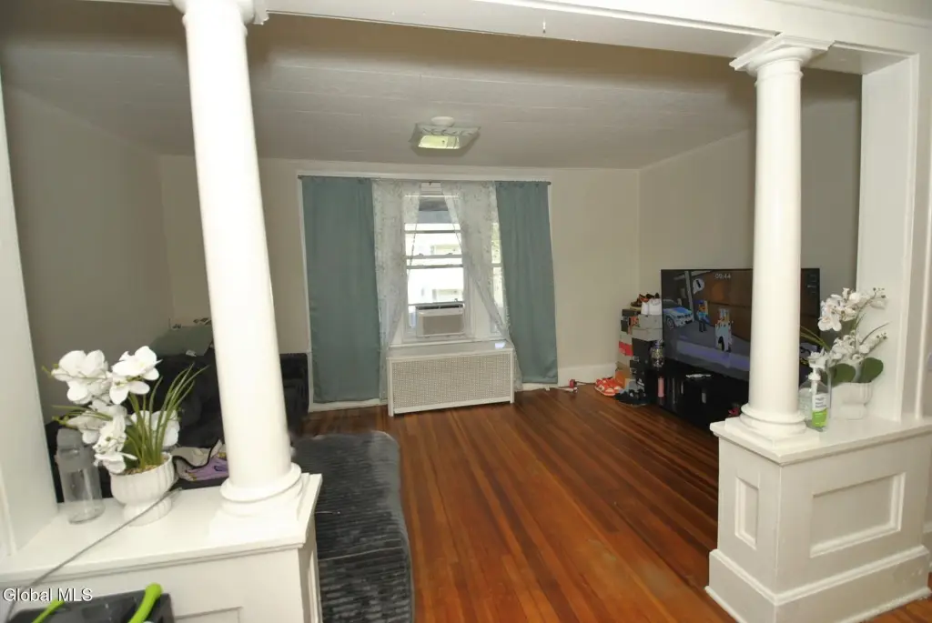 Picture 16