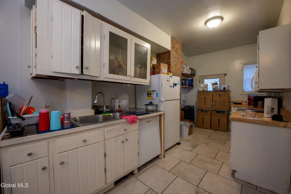 Picture 18