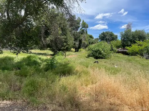Residential Lot in Clearlake, CA