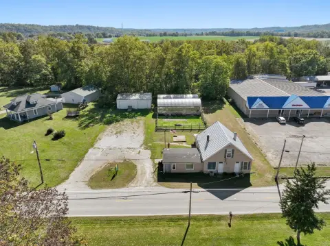 Commercial Property in Rising Sun