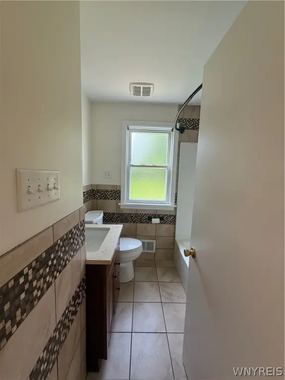 Picture 32