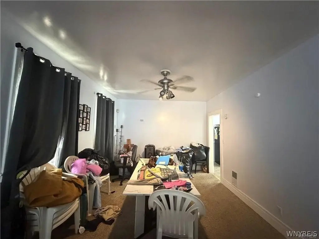 Picture 4