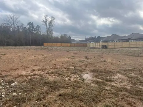 Residential Lot in Creekside Subdivision