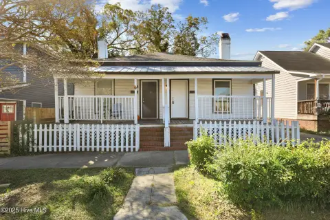 Updated Duplex in Downtown Wilmington