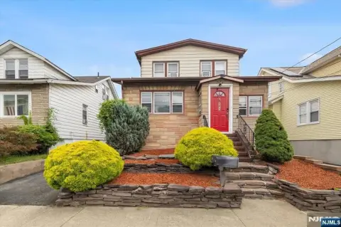 Two-Unit Property in Saddle Brook
