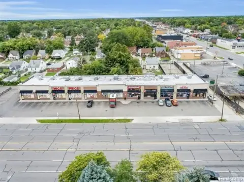 Detroit Retail Space For Lease