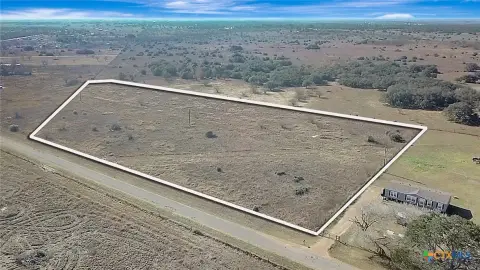 Land on Victor Drive