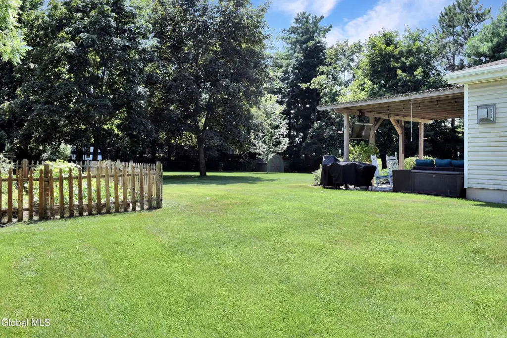 Picture 11